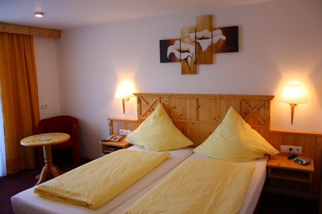 Hotel-Landgasthof Ploss Schonwald  Room photo